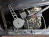 Elektrické ovládanie okien Š105-136 aktuálne: Detail na úchyt motora